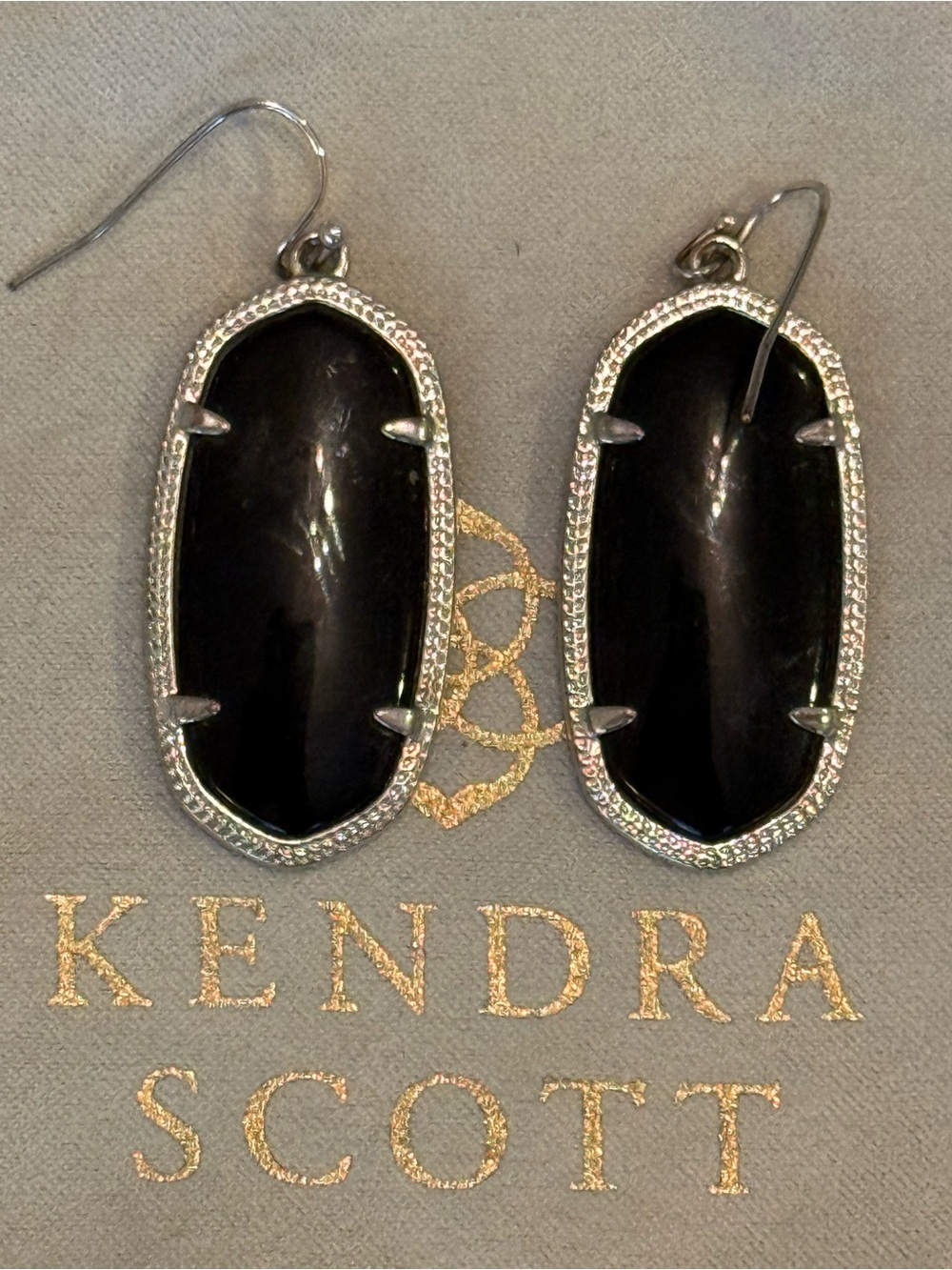 💕FLASH SALE Kendra Scott Black and Silver Danielle Drop Earrings